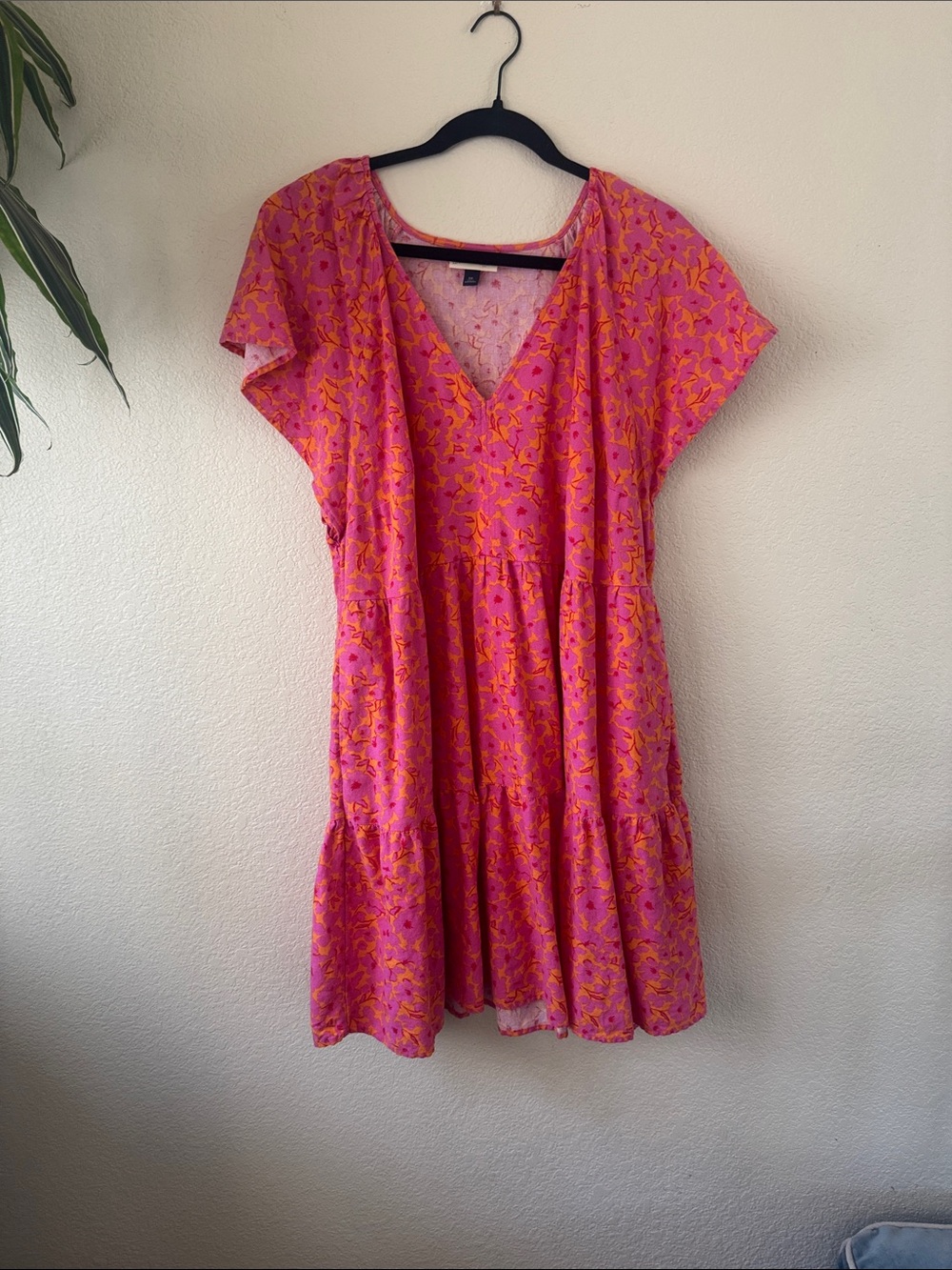 Universal Thread Pink & Orange Floral V-Neck Tiered Mini Dress sz xxl